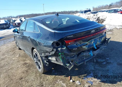 2021 Kia K5 Gt-Line z USA, uszkodzony, nr VIN 5XXG64J29MG073893